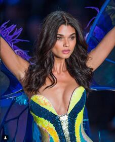 Daniela Braga, su Instagram con il lato B in mostra 4