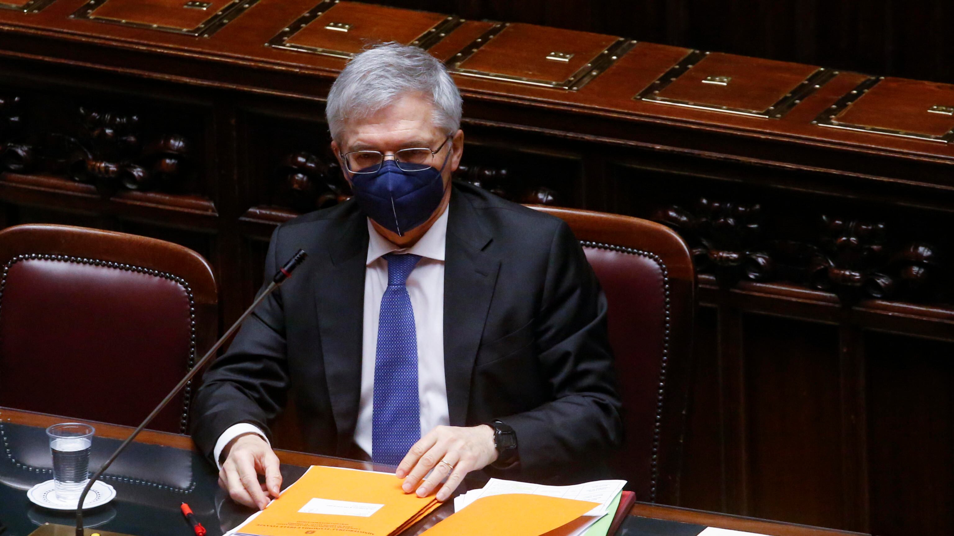 Chiusure e caro-bollette. Altri 10 miliardi di deficit potrebbero non bastare