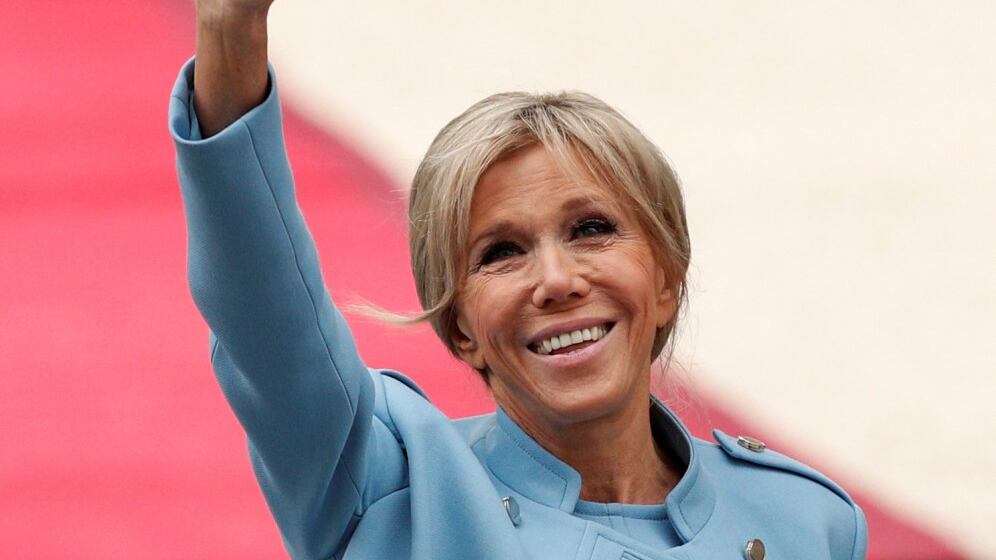 Brigitte Macron come Michelle Obama: ora vuole l'orto all'Eliseo