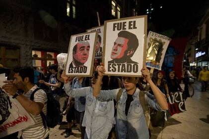 Iguala, protesta contro il governo 7