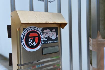 Naziskin, sequestrata la sede di "Do.Ra." 3