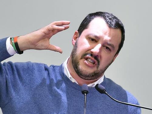 25 aprile, Salvini attacca Mattarella e Renzi: "Complici di un'occupazione straniera"