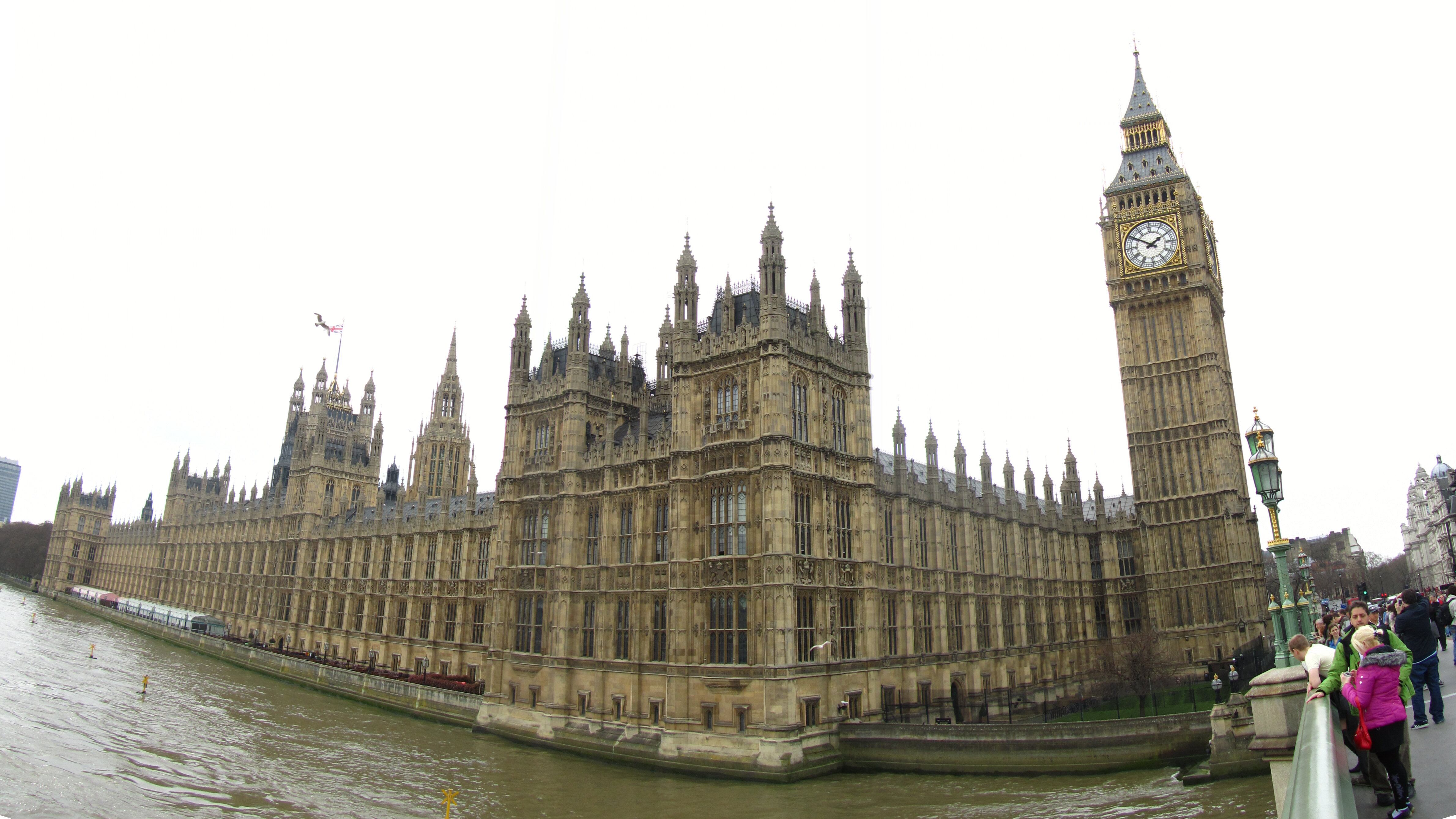 Londra, sui deputati pedofili l'ombra di tre bambini uccisi