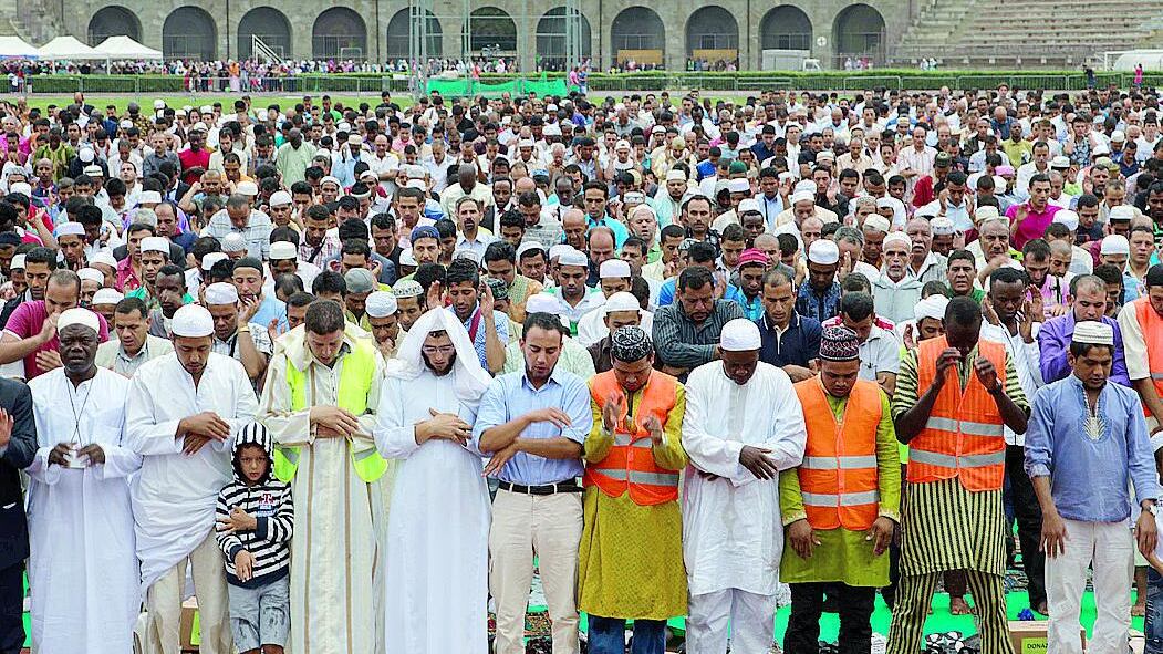 La moschea si allontana ma è «colpa» degli imam