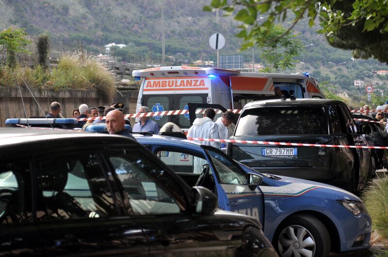 Trovato morto in auto il marito dell'eurodeputata Donato 1