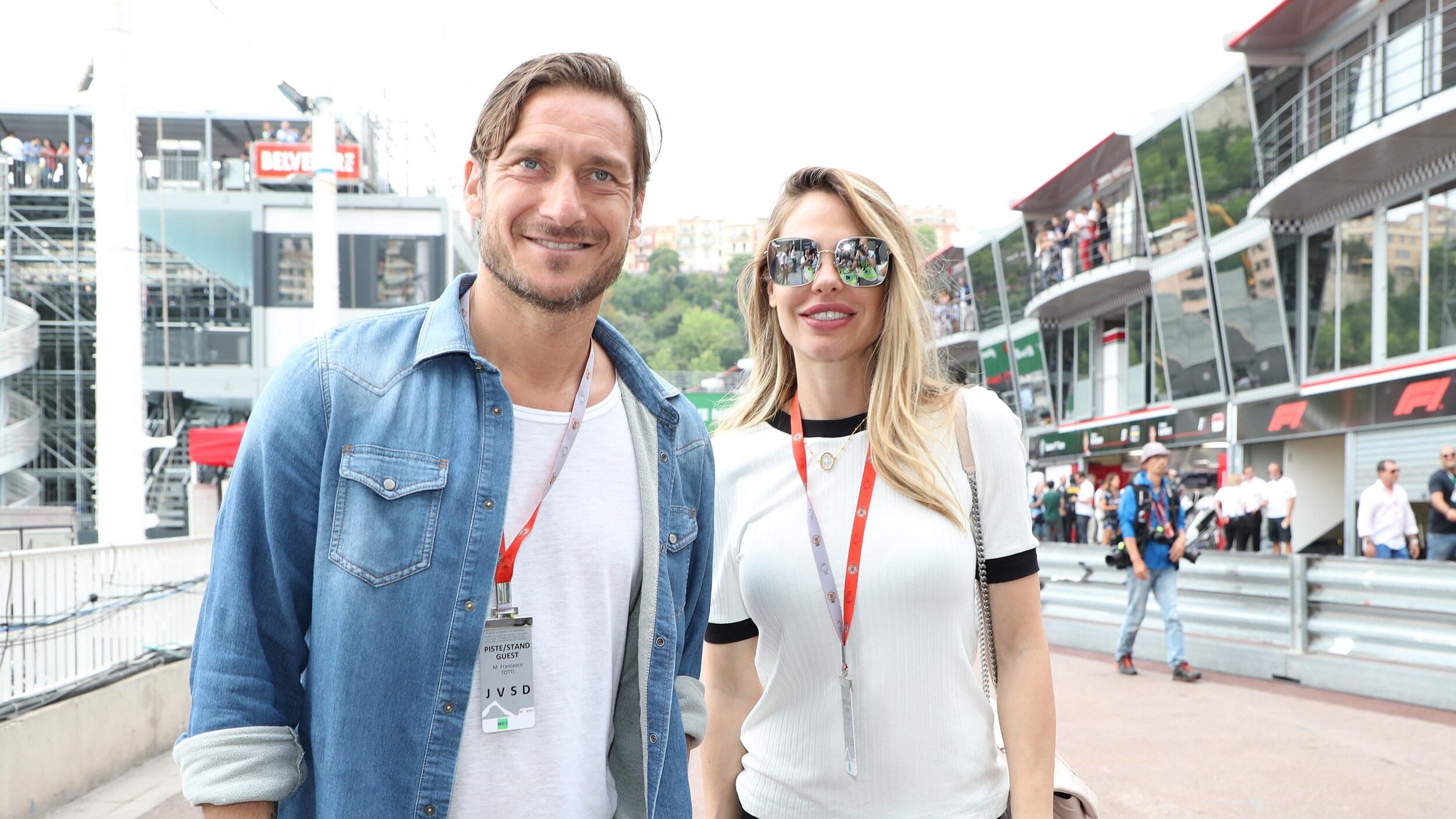 Ilary denuncia Totti: una storia miserabile da "vite nella Disneyland"