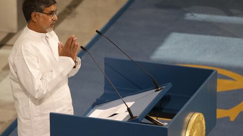 Malala e Kailash Satyarthi ritirano il Nobel per la pace 3