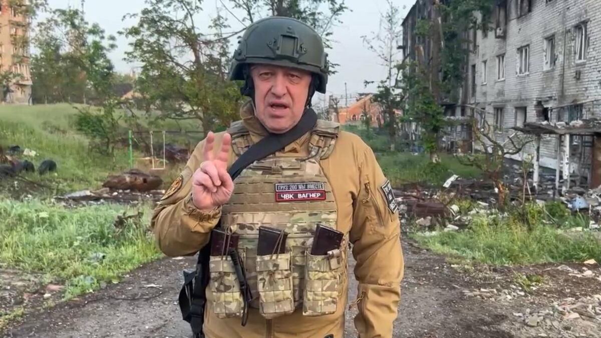 "Una vergogna". Prigozhin affonda l'operazione russa in Ucraina