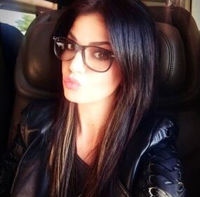 Laura Torrisi, sexy scollatura 21