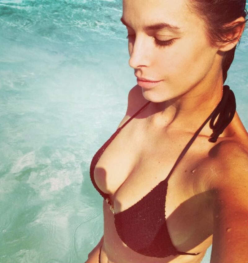 Elisabetta Canalis, sexy e sensuale 3