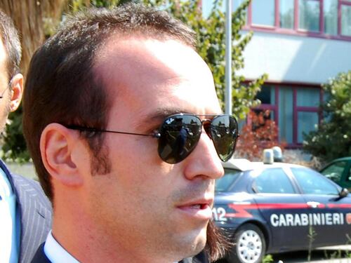 "Archiviare Tarantini e Lavitola": su Berlusconi non fu estorsione