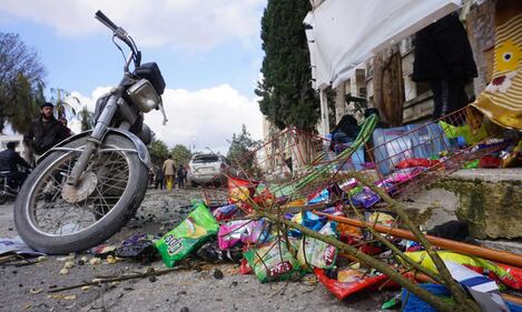 Sira: esplosioni nella città di IdlibSiria 6