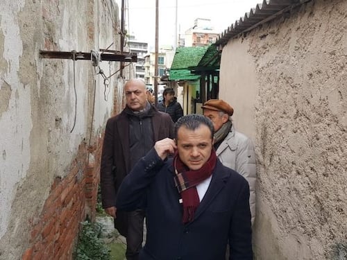 Il sindaco di Messina: "Ho la leishmaniosi contratta nelle baracche"