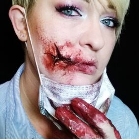 Nikki Shelly, la donna dai mille volti 4