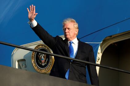 Usa, Melania e Barron Trump si trasferiscono alla Casa Bianca 7