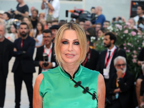Paola Ferrari lascia la Rai: "Mi dicono che sono vecchia"
