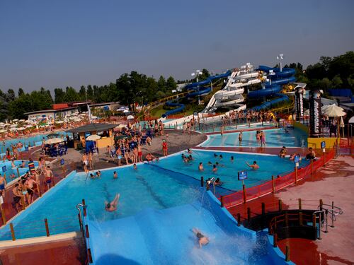 Dramma all'Acquapark: bimbo di quattro anni muore annegato