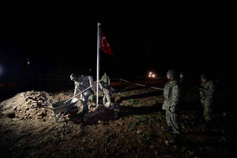 Evacuata la tomba di Suleyman in Siria 7