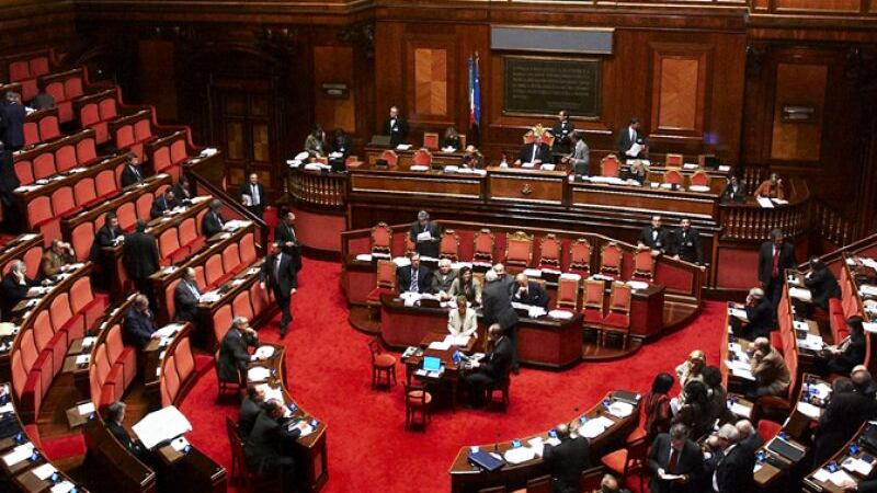 I 14 senatori che si erano sospesi rientrano nel gruppo Pd al Senato