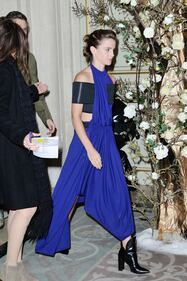 Emma Watson, sexy Bella sul red carpet 13