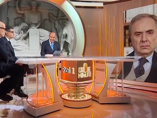 Firme, cavilli, ricorsi: ci provano subito a fermare la riforma. E circola il video del pm Gratteri contro le correnti