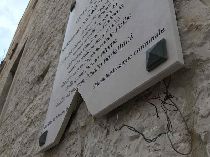 Barletta, deturpata la lapide in ricordo delle foibe 4