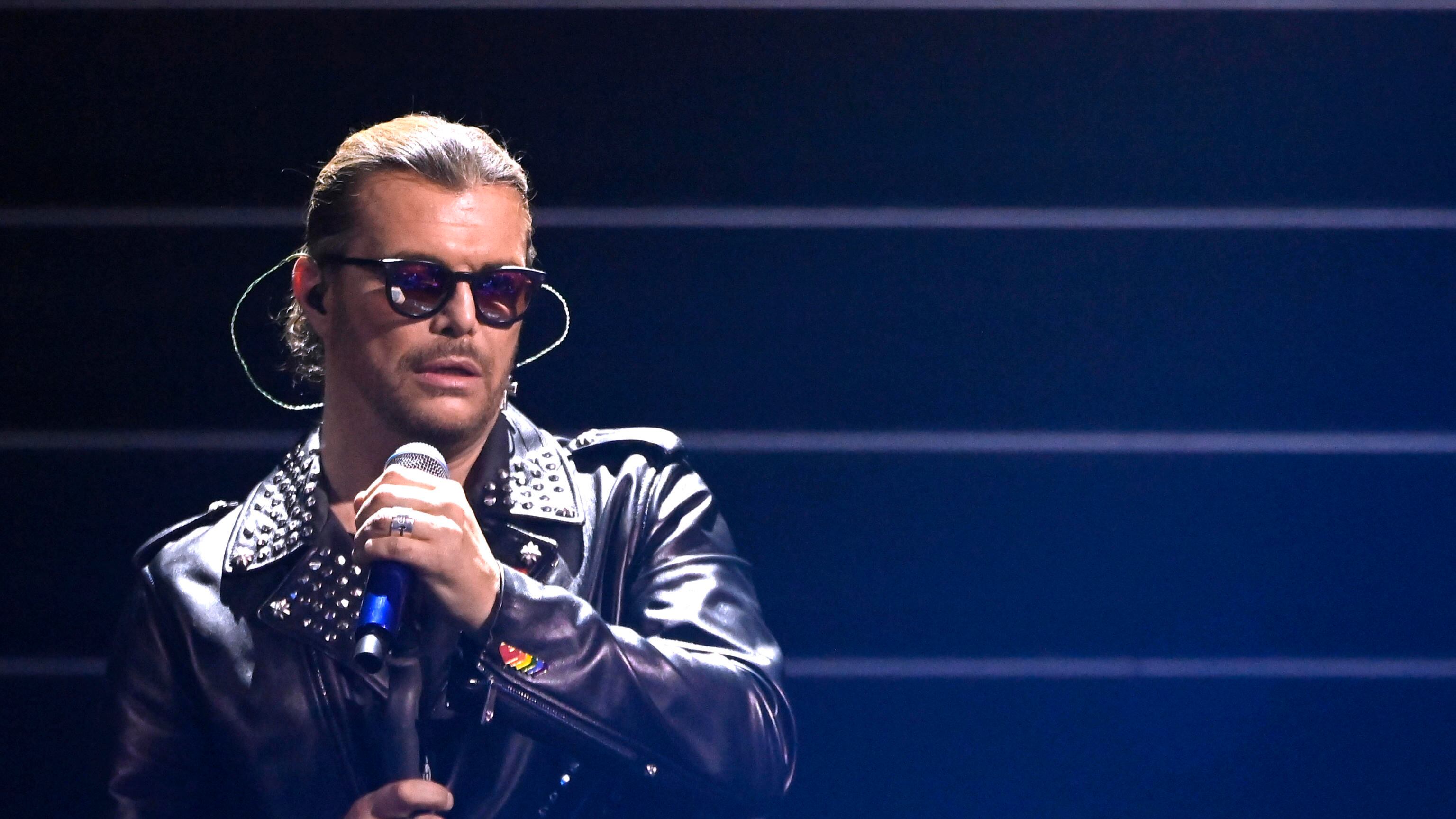 Gianluca Grignani costretto a cancellare tre concerti: "Problemi fisici"