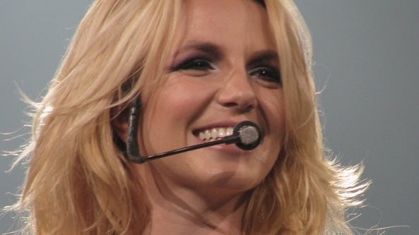 Britney Spears l'amico rivela: "Senza il padre, ora non sarebbe viva"