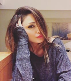 Anna Tatangelo, jeans sexy 6