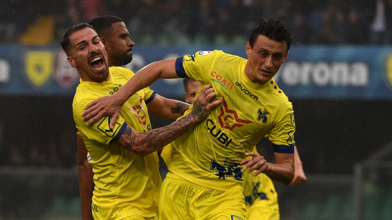 Serie A, la Roma vince di misura sul Torino. Al Chievo il derby di Verona