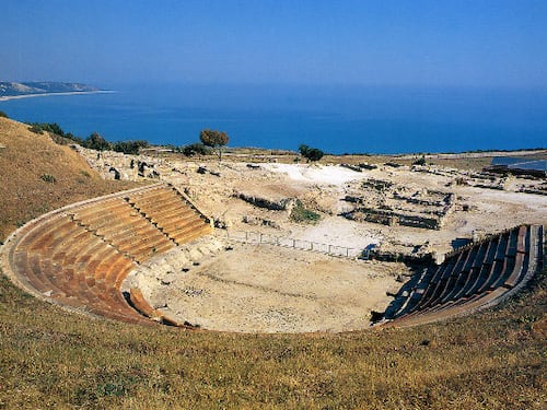 Sicilia, sommersa la spiaggia di Eraclea Minoa