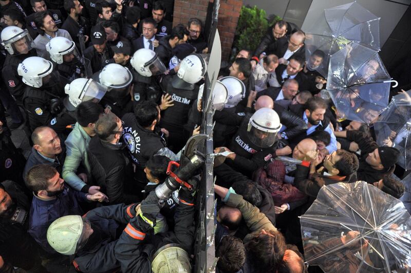 In Turchia si sfila per la libertà di stampa 1
