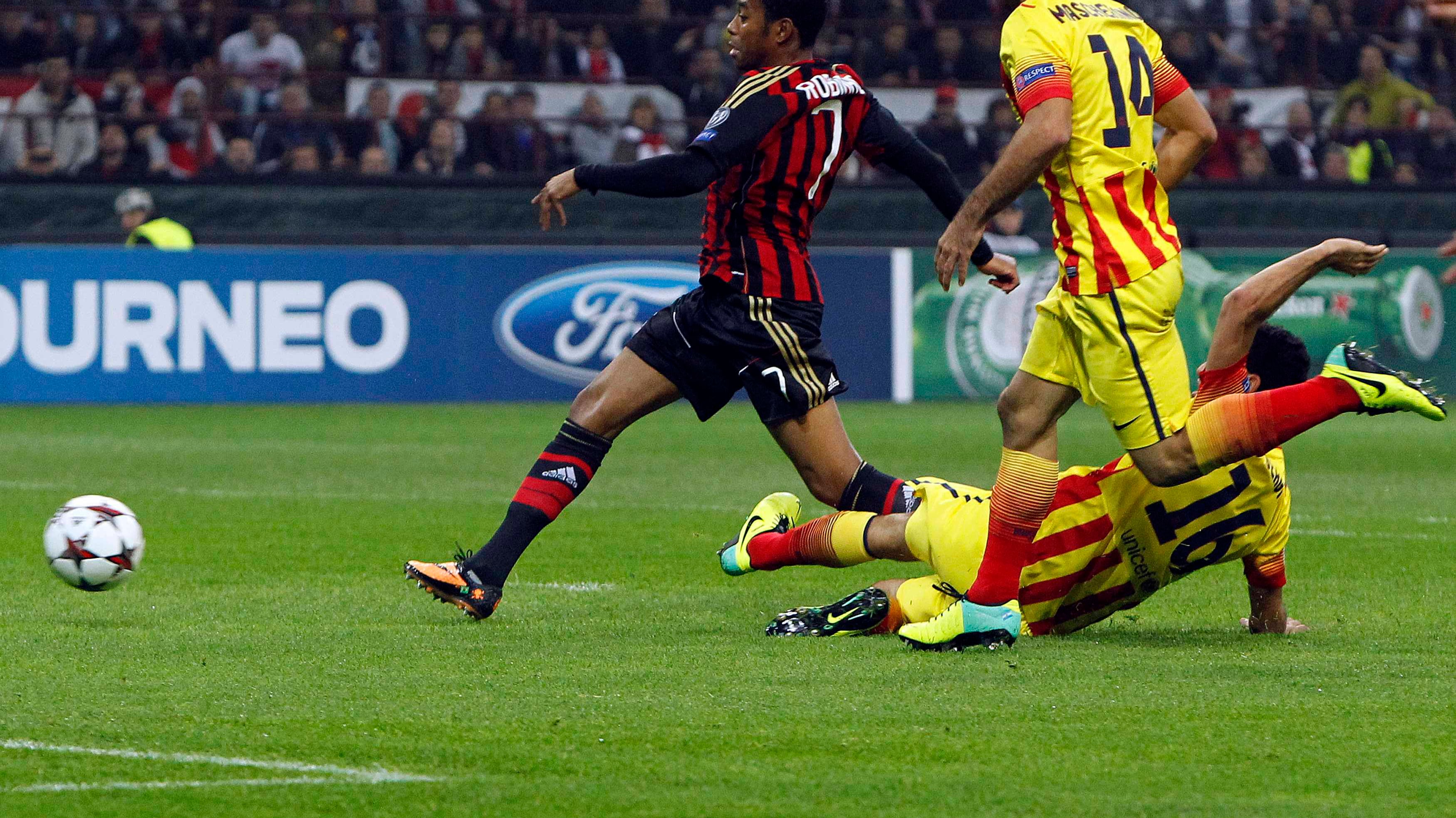 Robinho colpisce a freddo Messi sfata il tabù San Siro