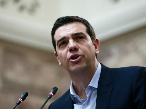 Tsipras vola a Bruxelles "Possibile soluzione ma ora basta obblighi"