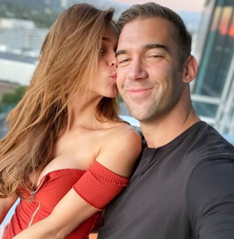  Yanet Garcia, la sexy meteorina 2