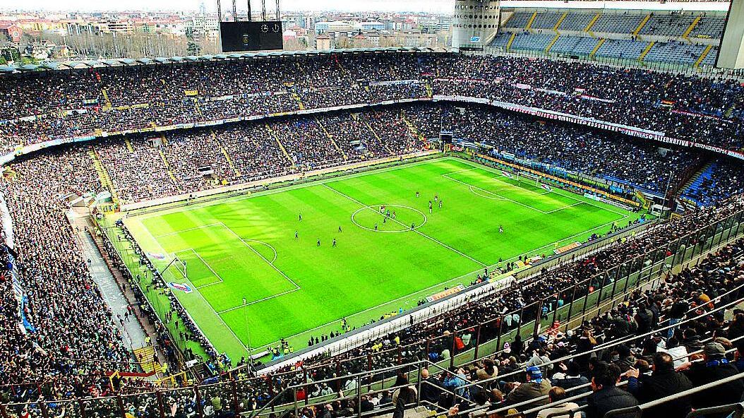 Estate, nonni gratis a cinema e stadio