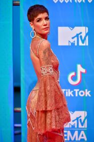 Ema 2018, i look più sexy 8