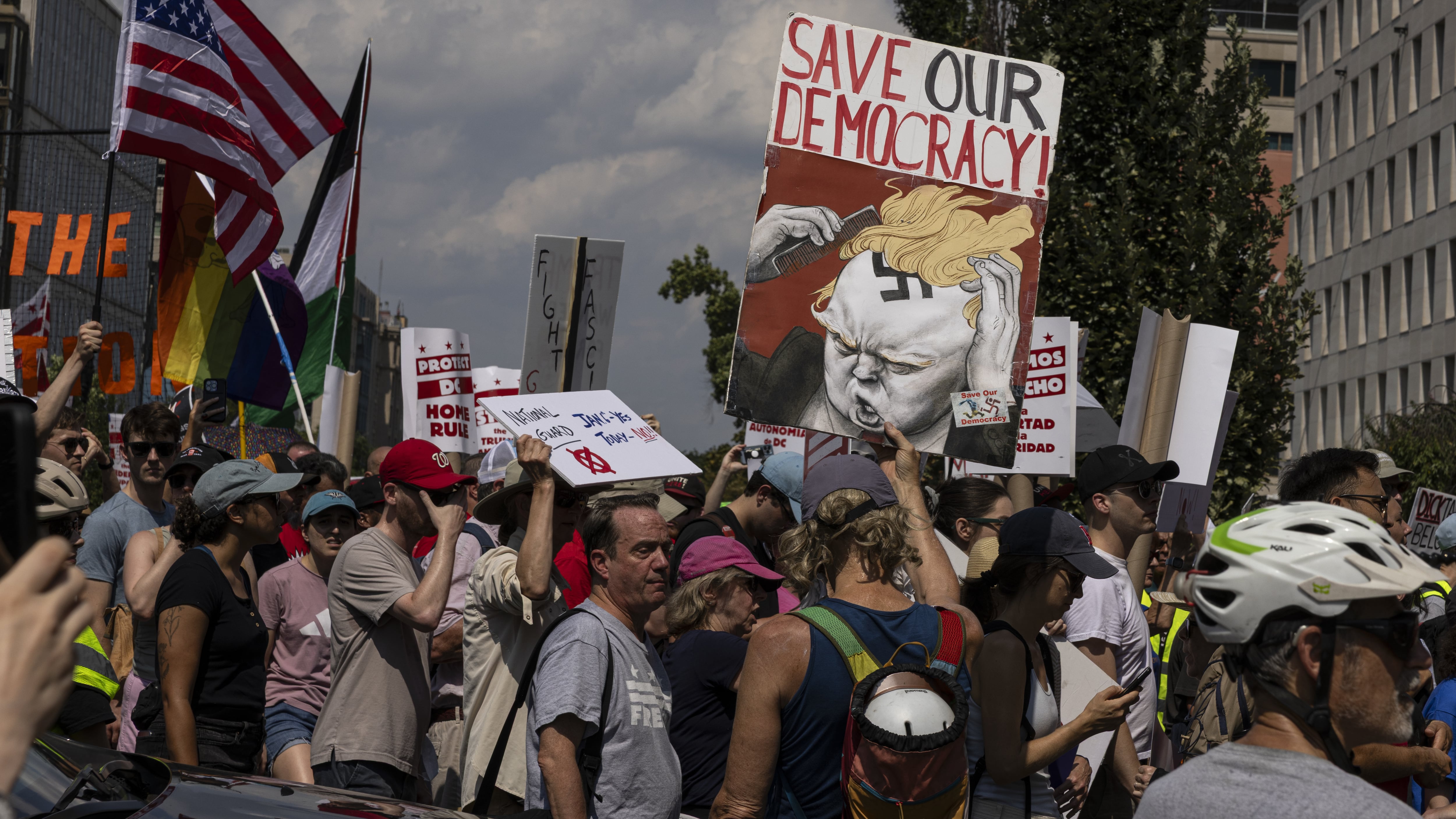 Il terrorismo di sinistra supera l'Alt Right: i dati della nuova violenza Usa