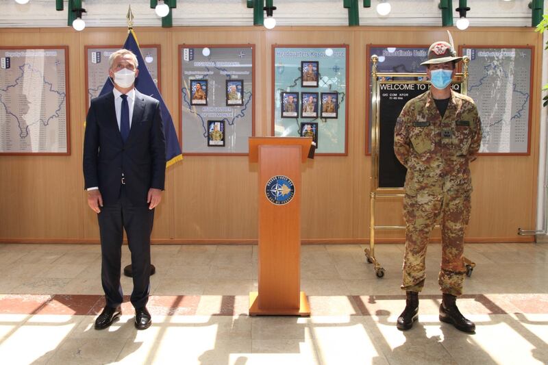 Il generale Federici accoglie il segretario Nato Stoltenberg 2