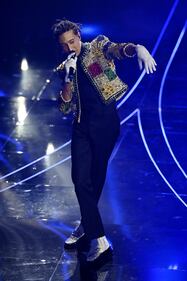 Sanremo 2024: ecco il look della terza serata del Festival di Ghali 3
