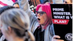 Odio fuori controllo e "clima jihadista". L’Europa non è più un posto per ebrei: 6 su 10 hanno paura. La fuga da Londra