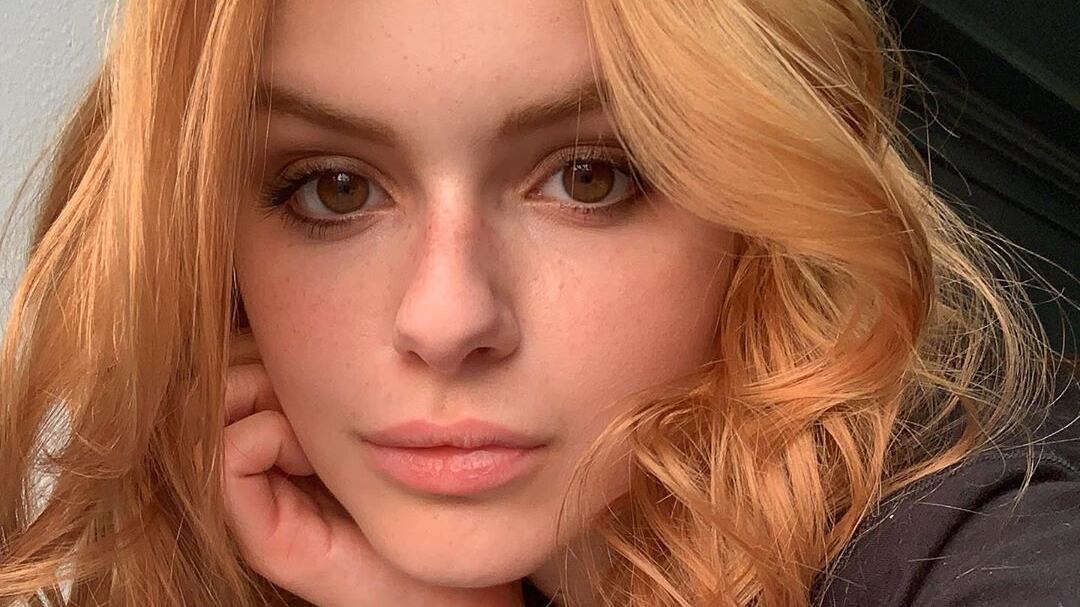 Ariel Winter confessa: "Ho ricevuto tanti messaggi di odio dai cyber bulli"