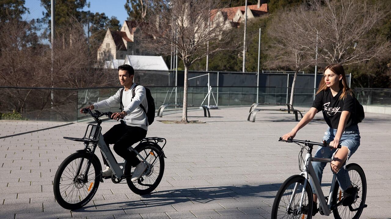 Bici, rallenta la frenata: l'e-bike traina la ripresa. I dati