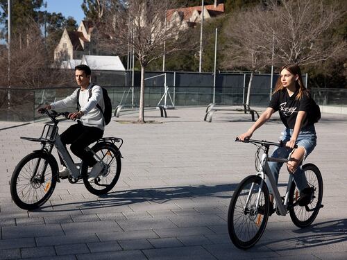 Bici, rallenta la frenata: l'e-bike traina la ripresa. I dati