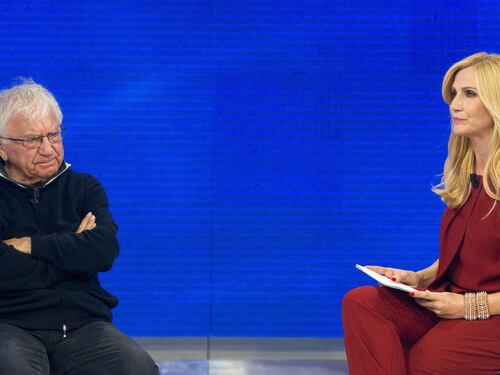 La carità pelosa di don Mazzi falso redentore del Cavaliere