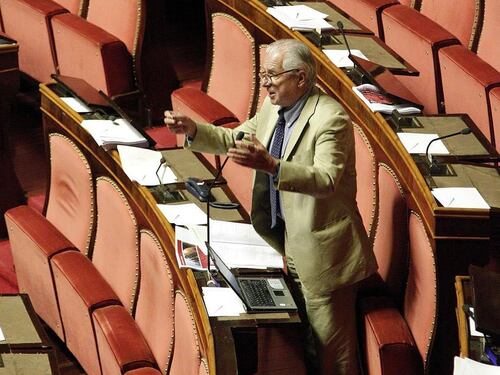 Semipresidenzialismo, sì al Senato Il voto Pdl-Lega manda in tilt il Pd