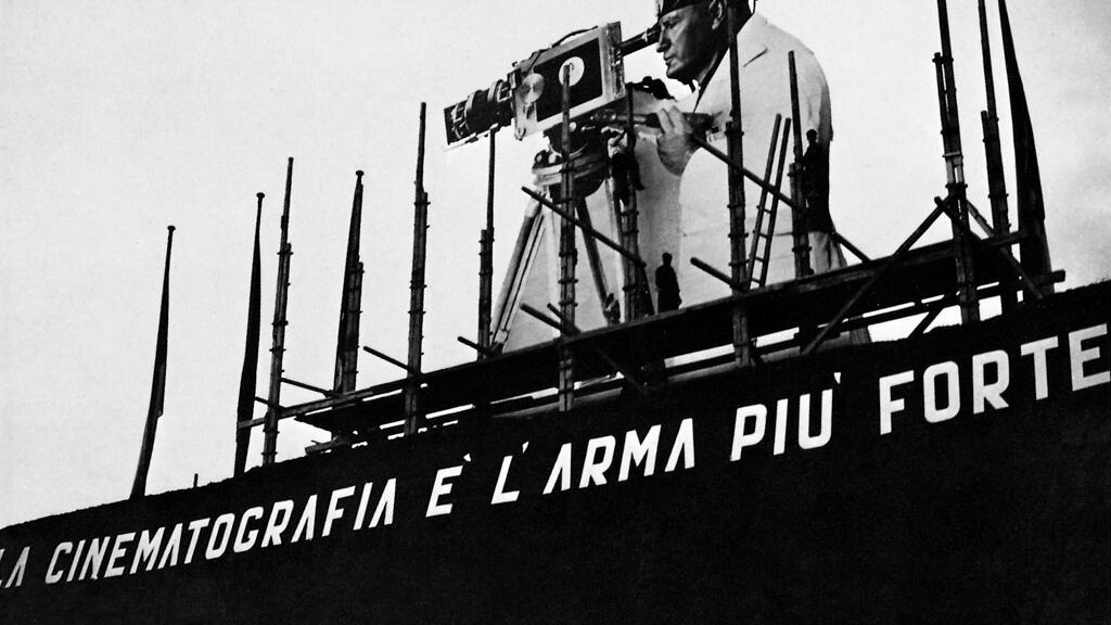 Da Mussolini a Stalin. Quando la dittatura è un "bellissimo" film...
