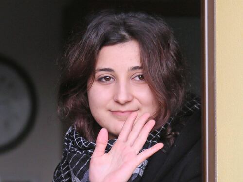 Vanessa Marzullo arriva nella sua casa a Verdello