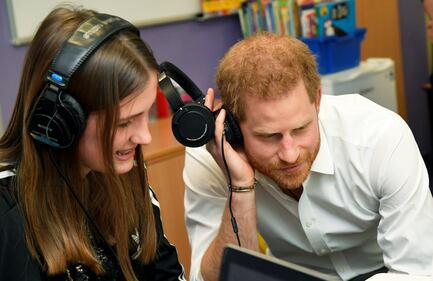 Il Principe Harry in visita al Barton Neighbourhood Centre  8