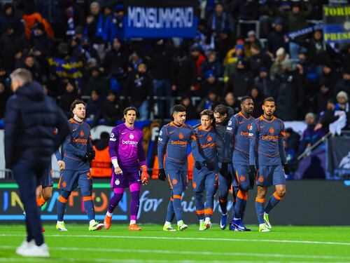 Inter, sei avvisata